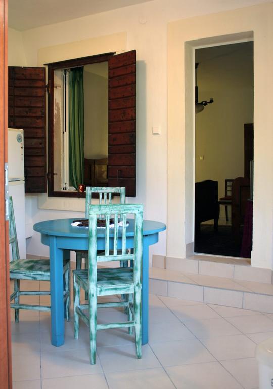 Hill House Marija Lägenhet Komiža Exteriör bild